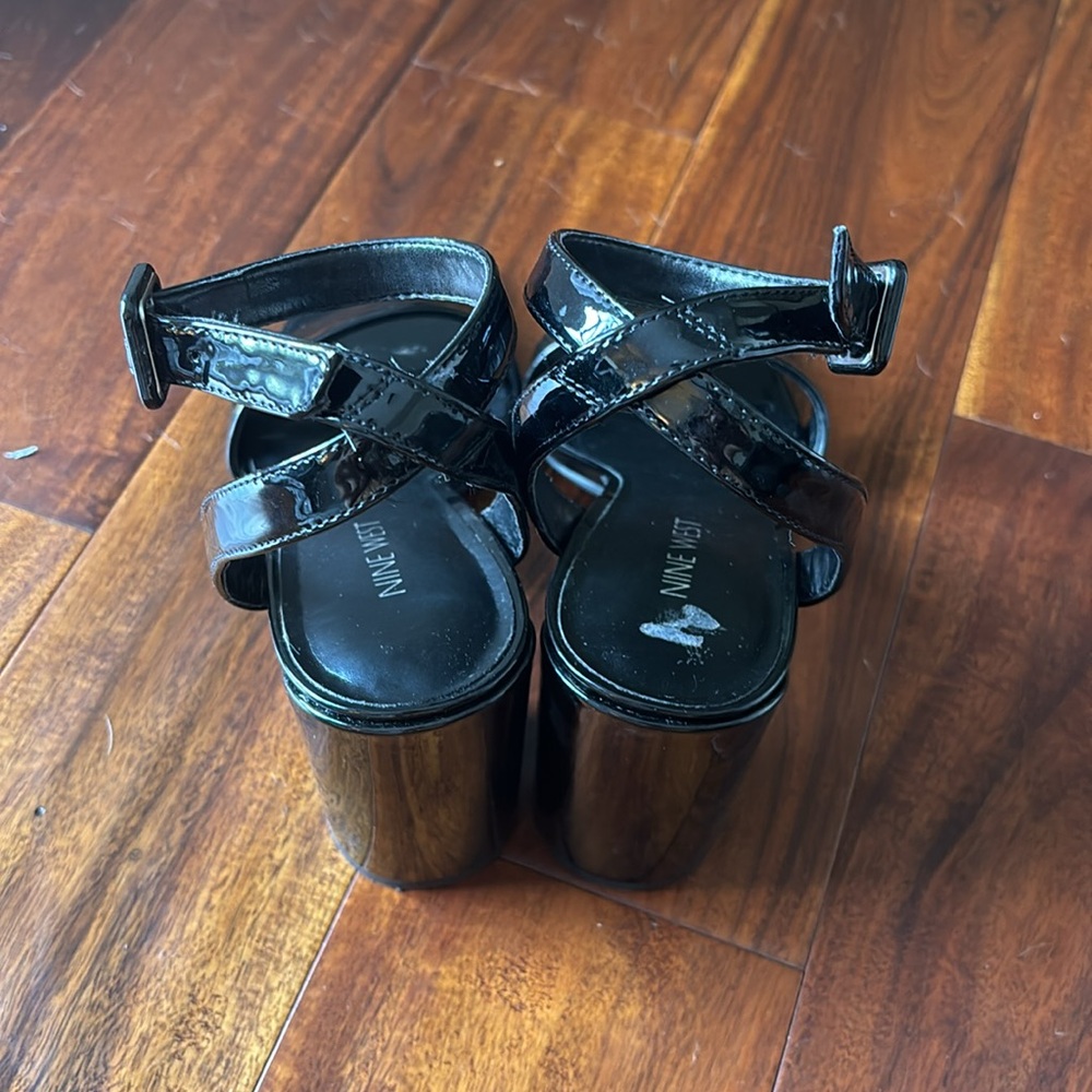 Black chunky heels - Picture 4 of 4